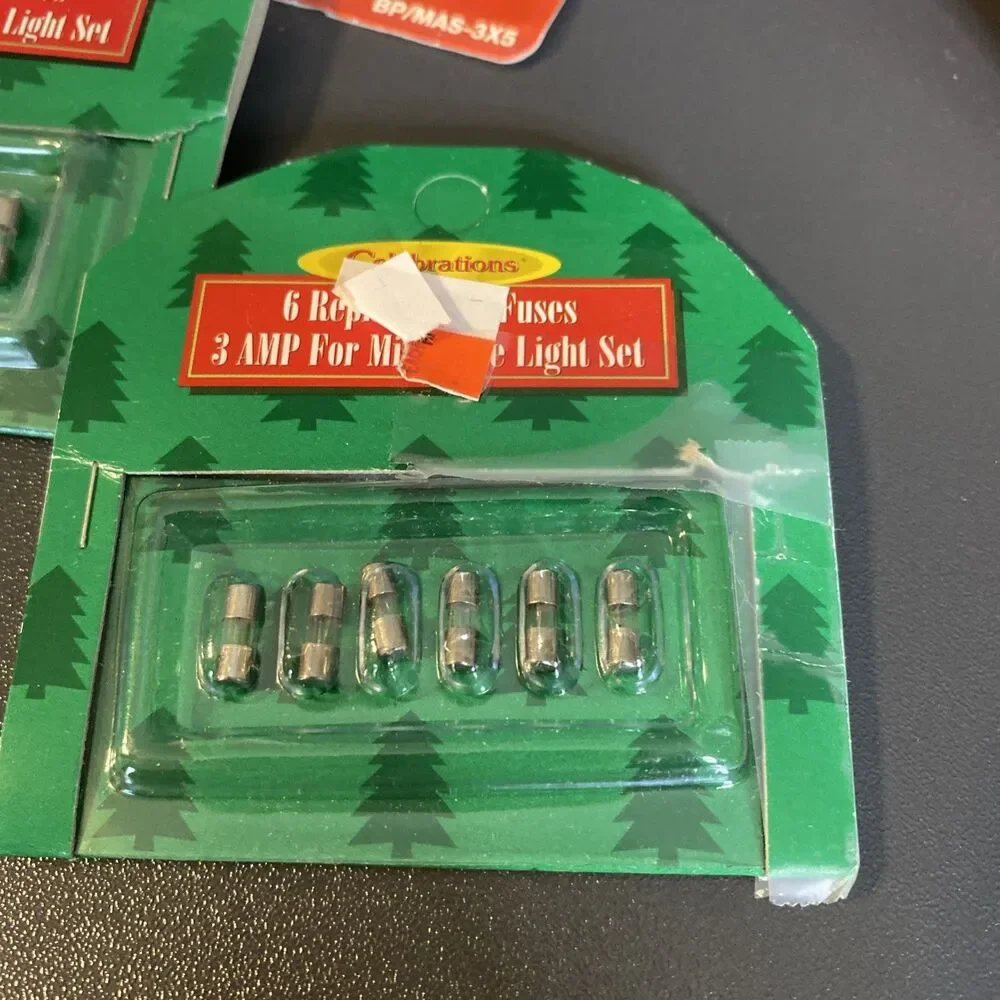 Vintage Christmas Replacement Fuses For Minature Light Set 3 Amp 120 Volt Lot